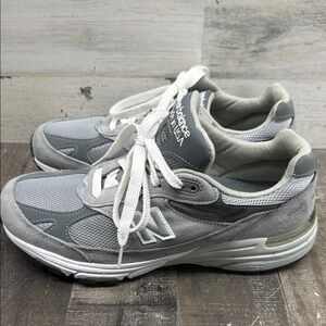 New Balance 993 WR993GL Made In USA Grey Women’s Size 9.5 Worn once